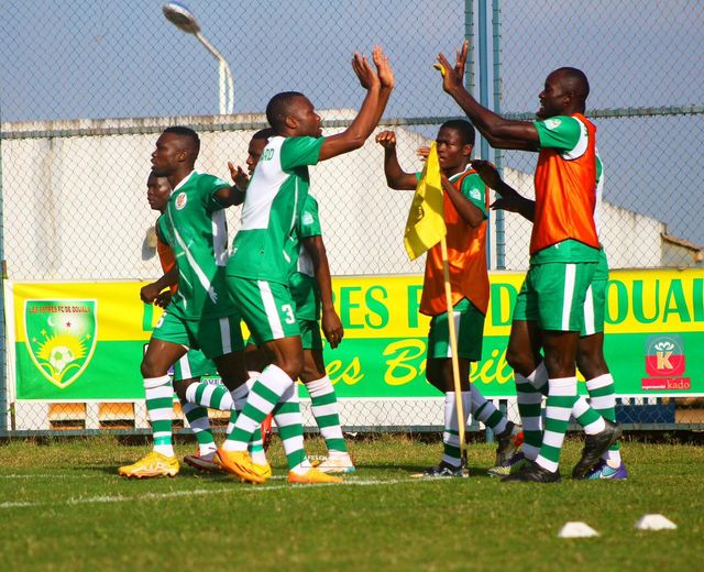 Stade Renard de Melong