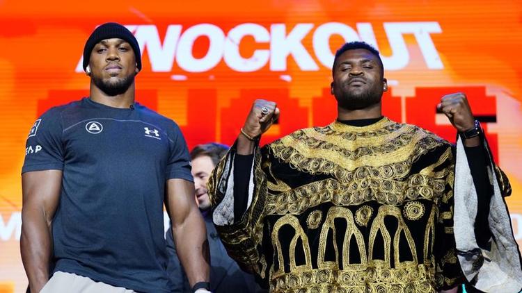 anthony_joshua-francis_ngannou_voici_sur_quelle_chaine_regarder_le_combat_de_boxe_65d34e9b2ae4b_0