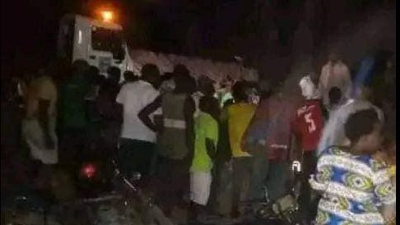 Un accident tue quatre personnes à Douala